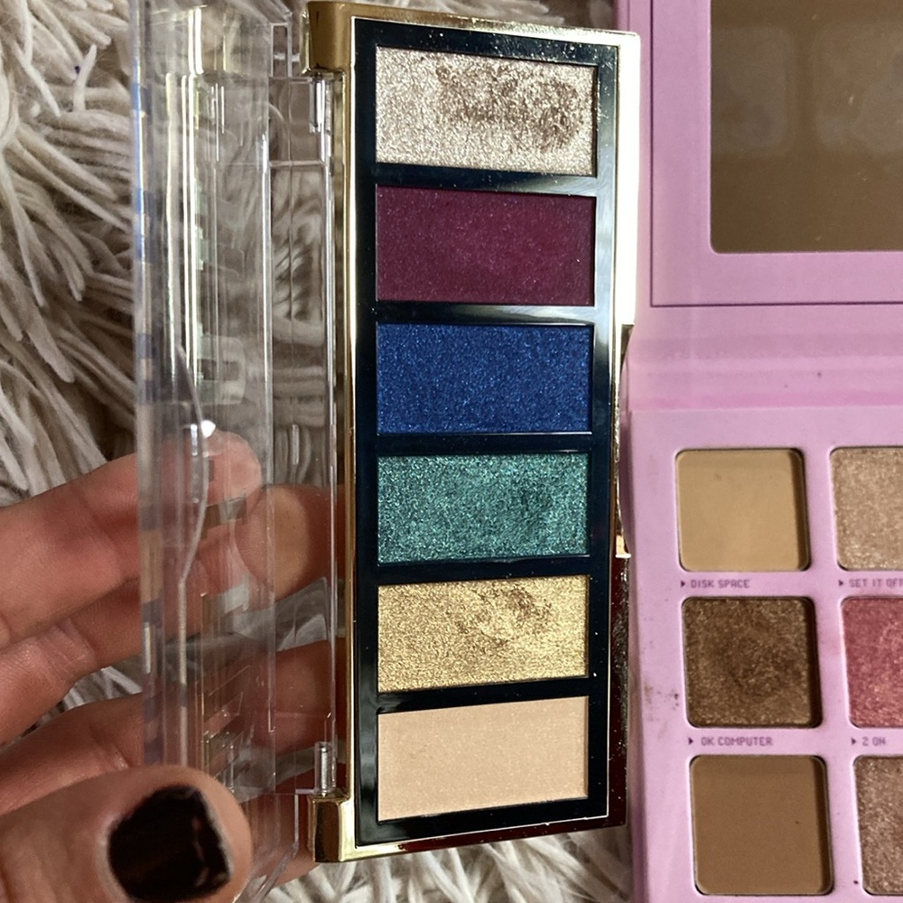 Eyeshadow bundle - Picture 2 of 4